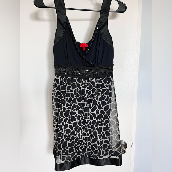 CRISTINA SIZE SMALL Sequin animal print Black dress embroidered embellished NEW - Picture 1 of 8